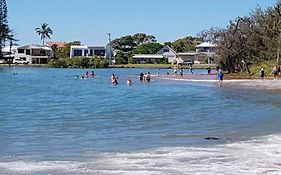 Anchors Away At Innes Park Opp Park & Beach Dogs Welcome Inside